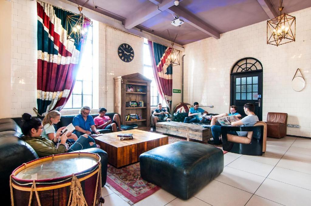 Rest Up Hostel London Ngoại thất bức ảnh