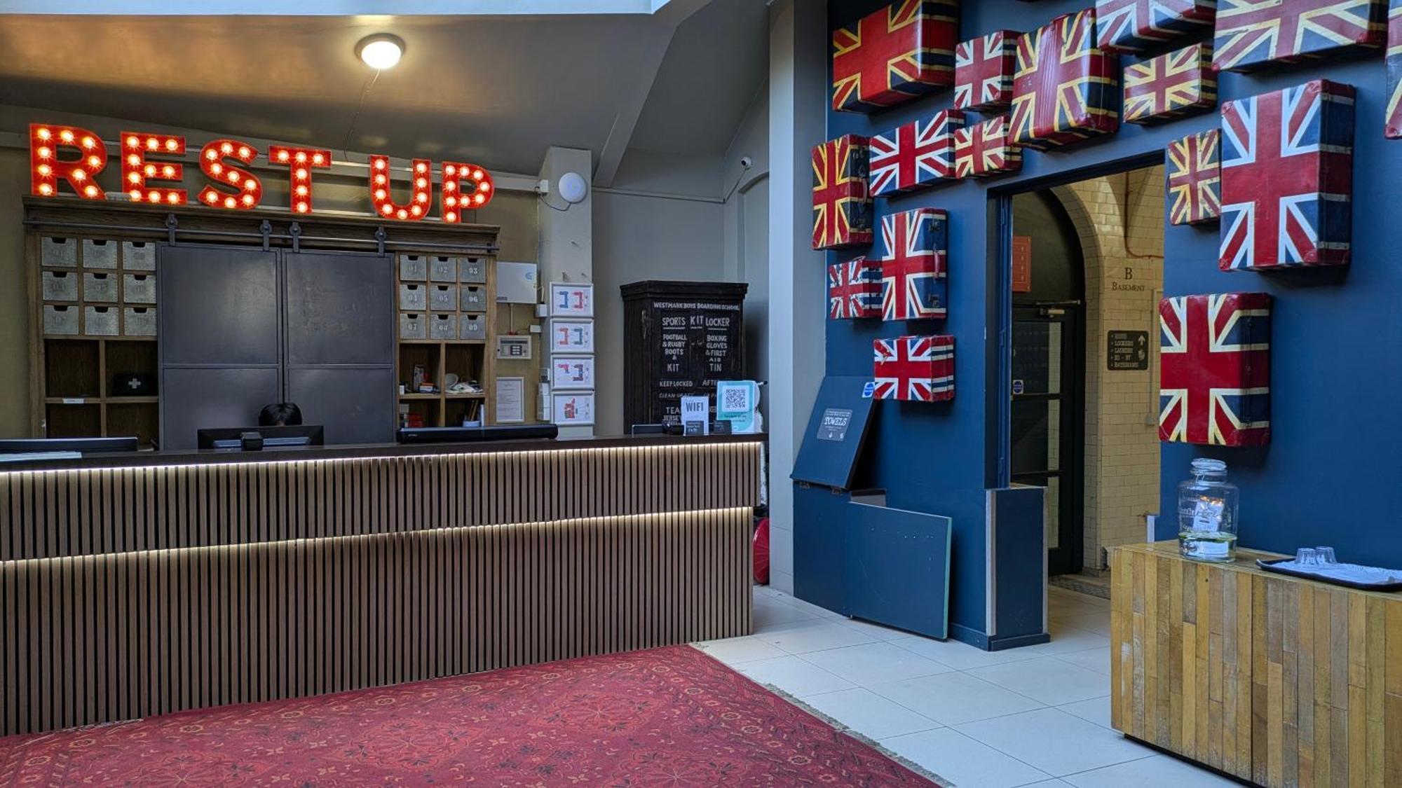 Rest Up Hostel London Ngoại thất bức ảnh